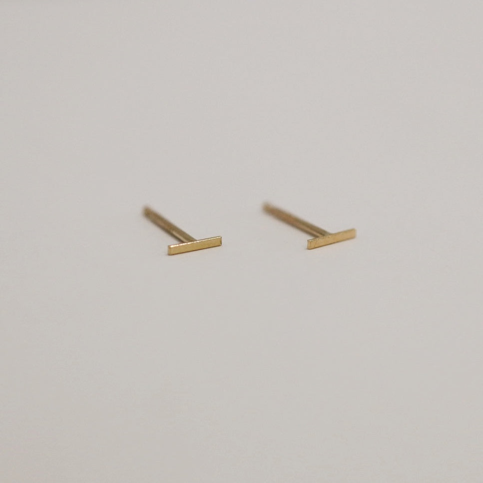 Gold tpin stud earrings 