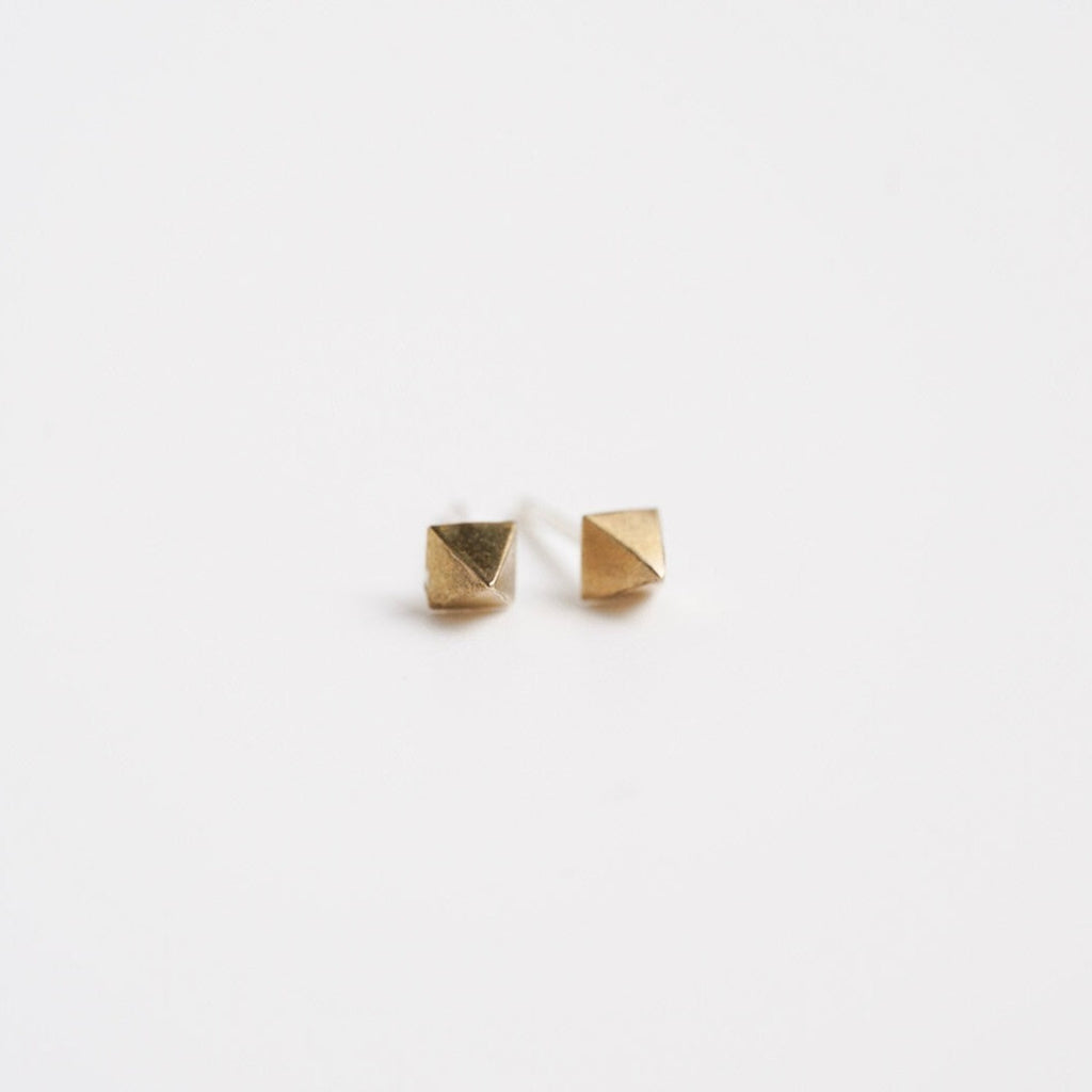 Petite Spike Stud Earrings / Ready to ship